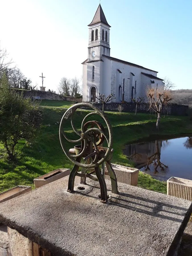 Les Charmes Du Lac Esclauzels